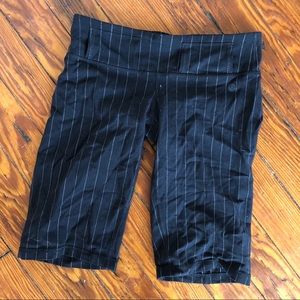 Lululemon black and white pin stripe biker shorts